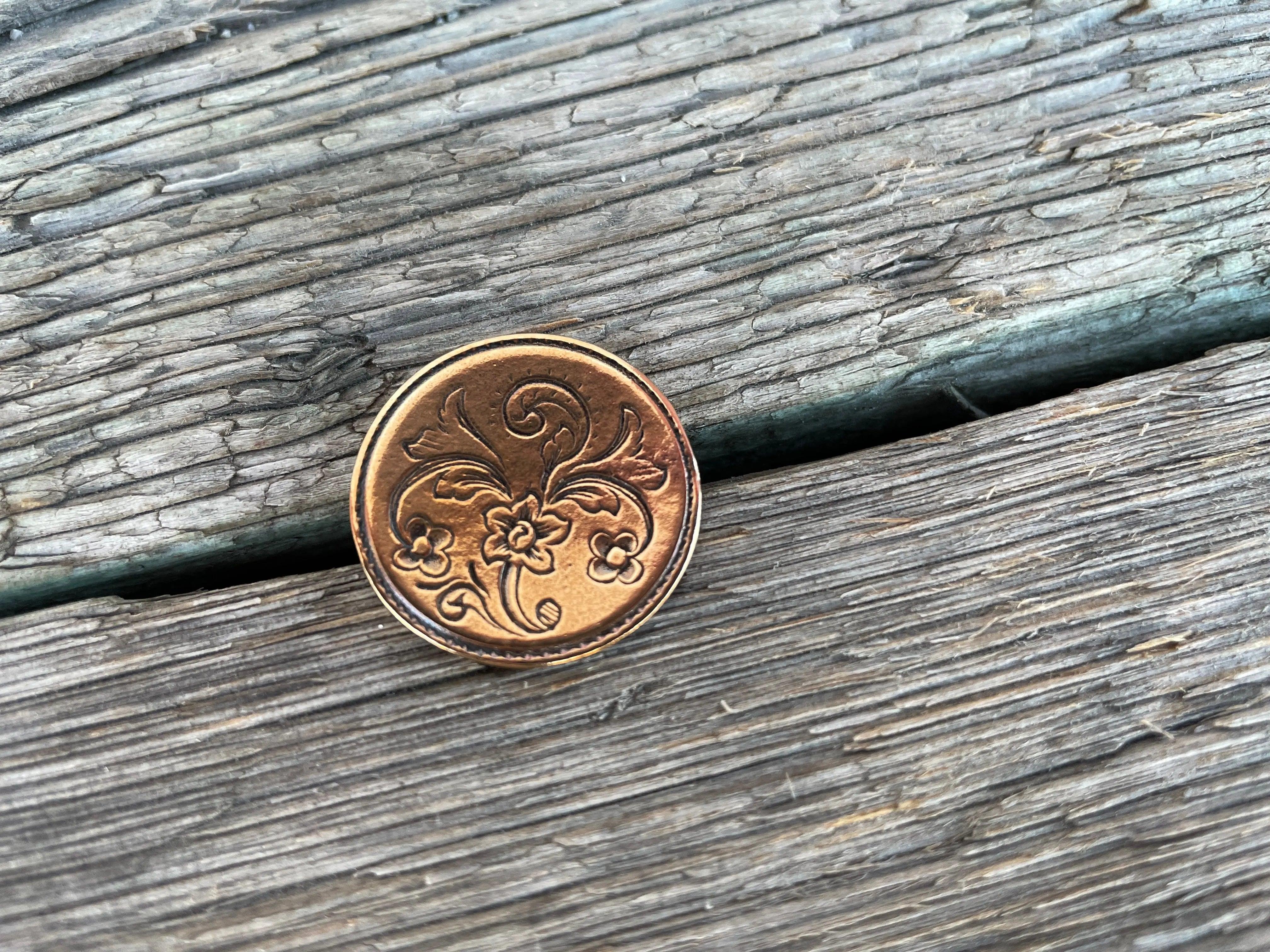 Stor knapp mannsbunad for Østerdalen Hulda Bunader