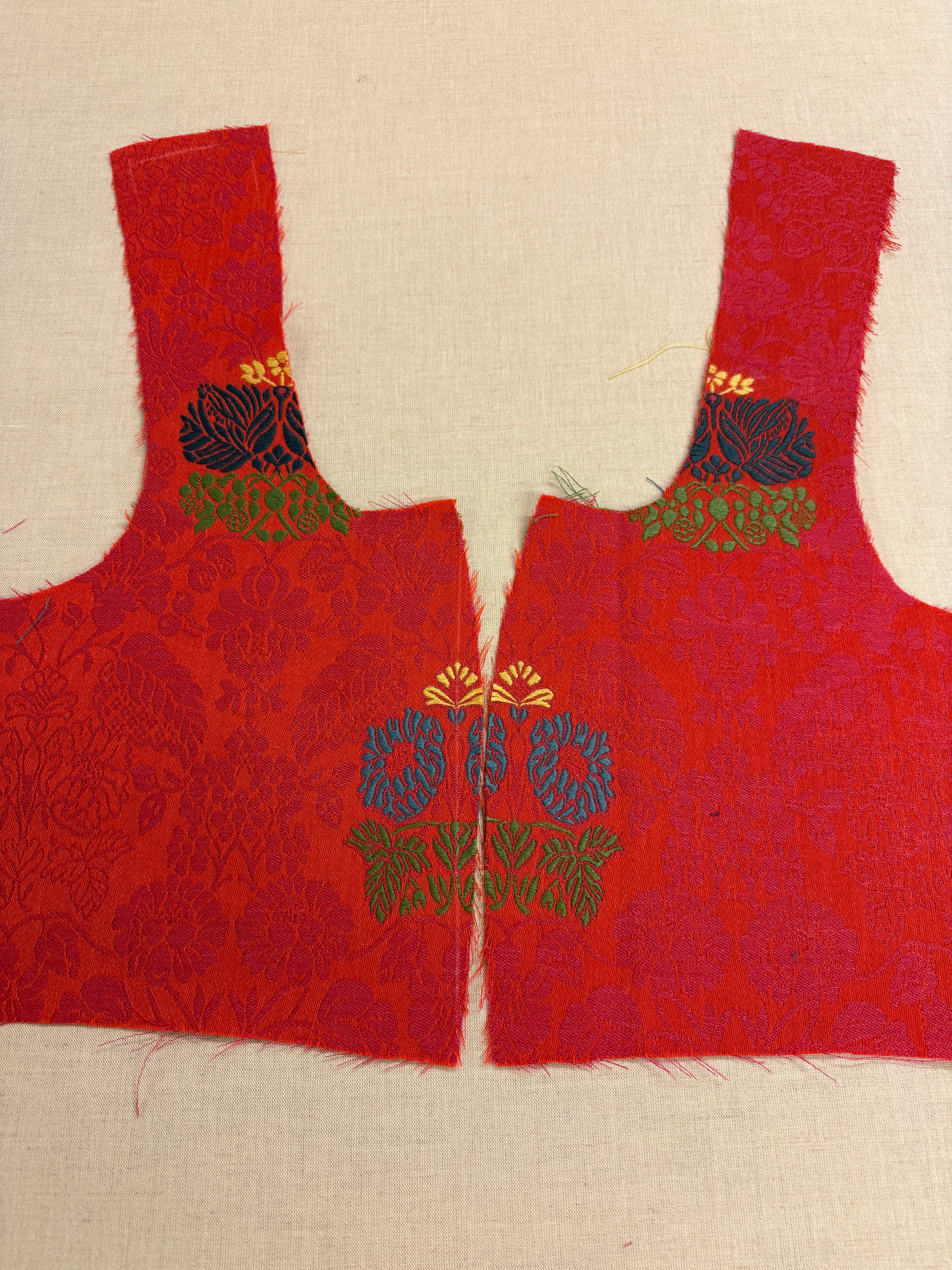 Østerdalsbunad materialpakke - Liv i kallemank