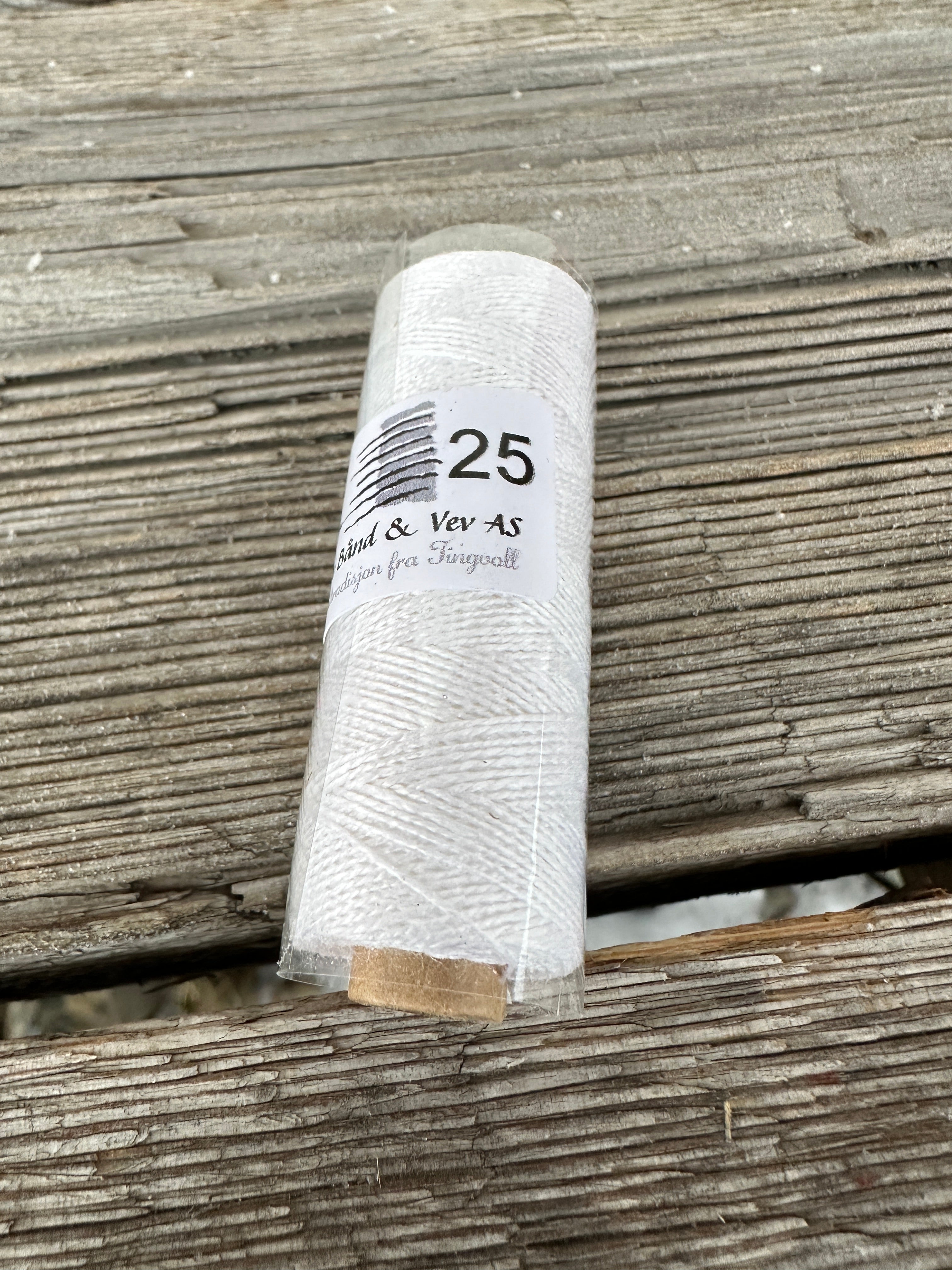 Lingarn til hvitsøm og broderi