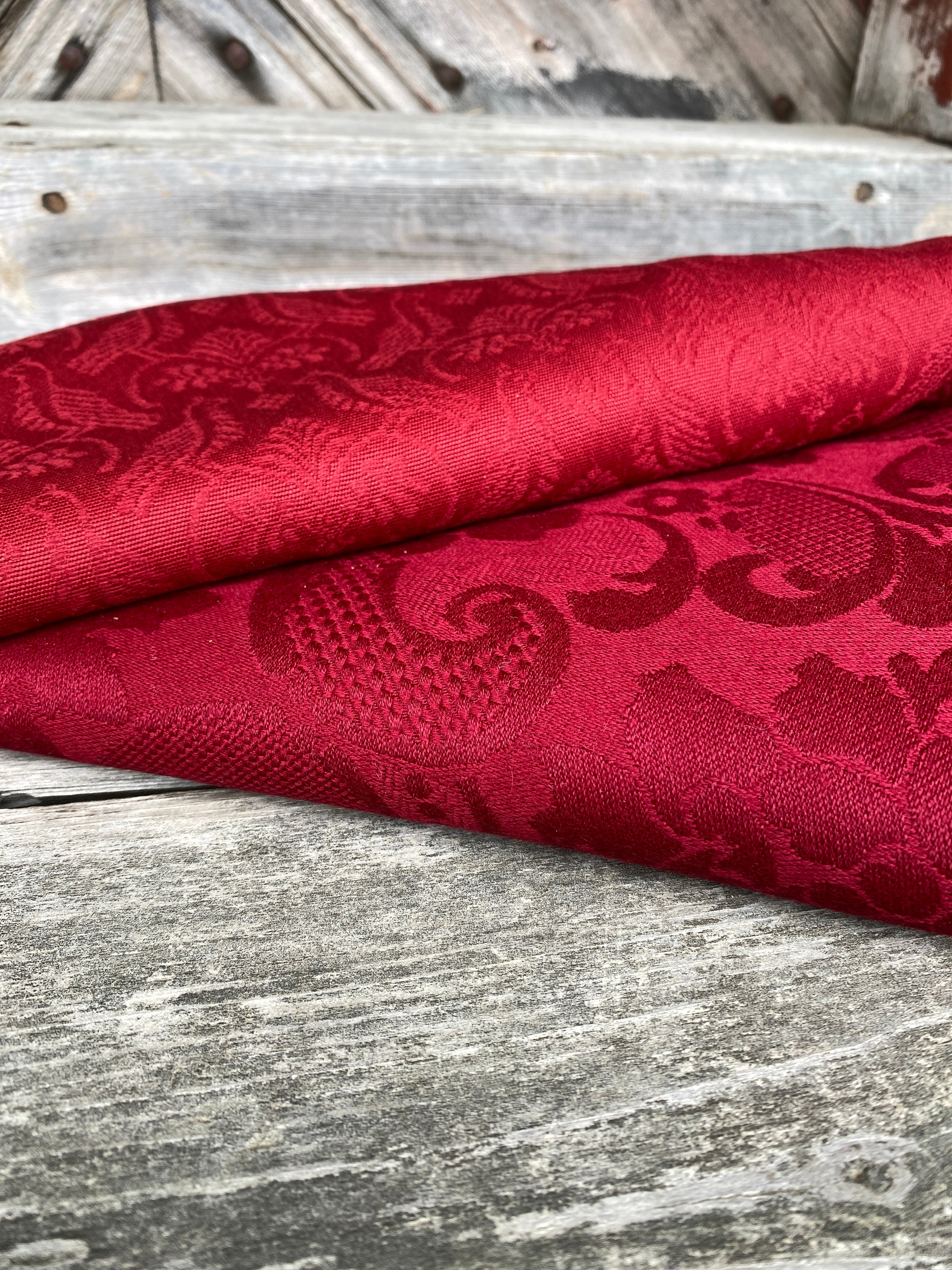 Vareprøve av bunadsstoff