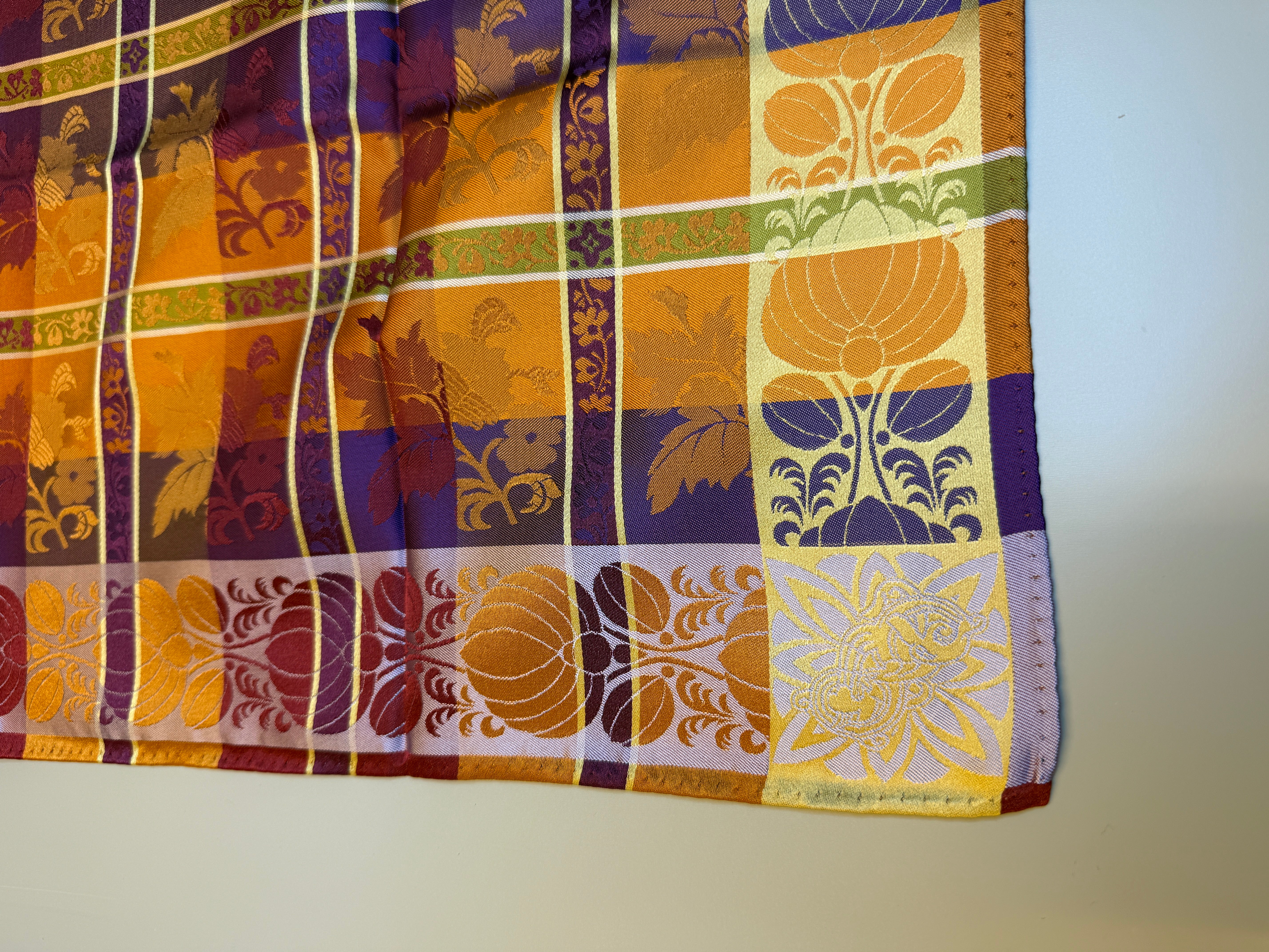 Mimmi silkeskjerf 03-318.092