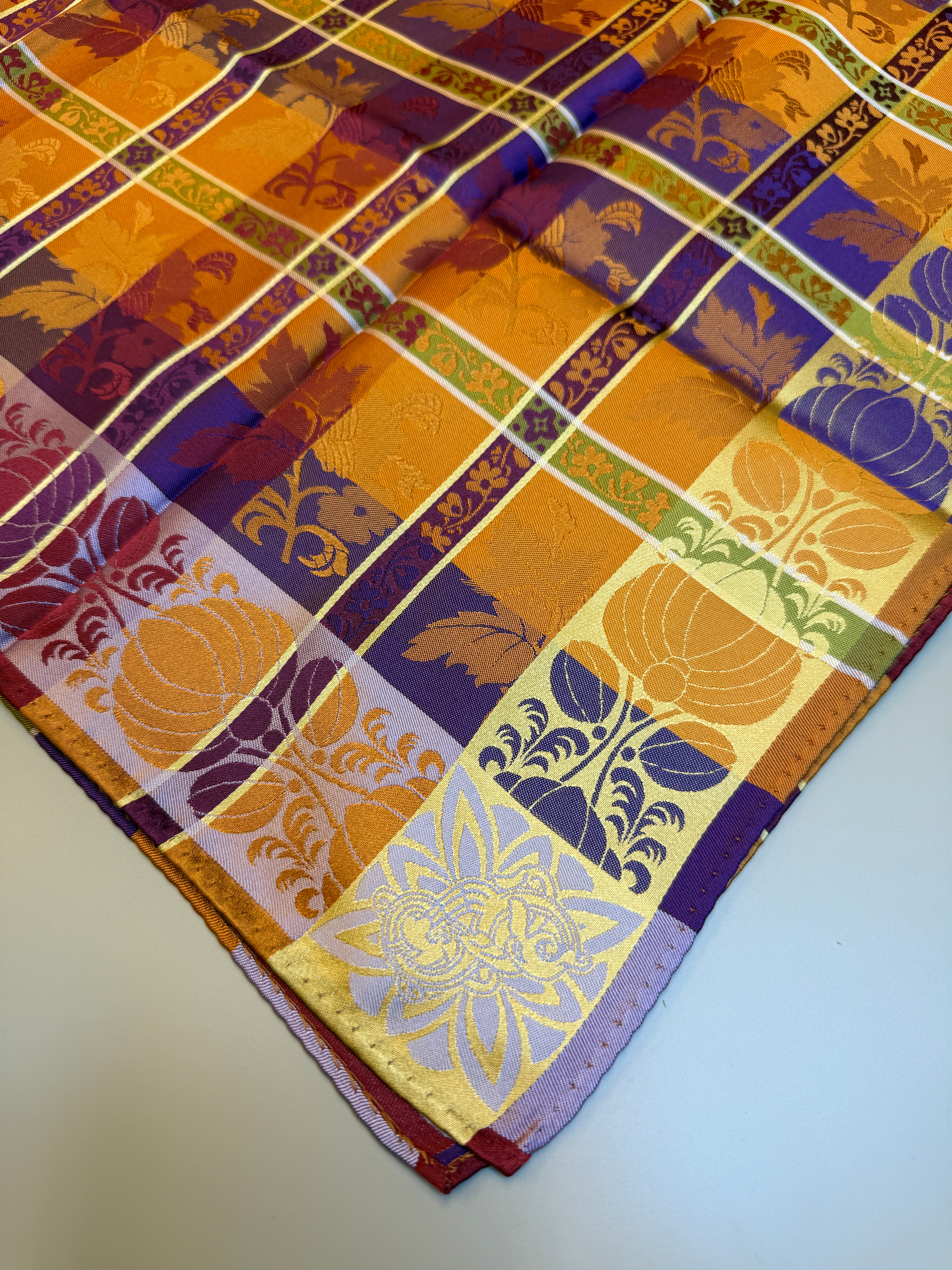 Mimmi silkeskjerf 03-318.092