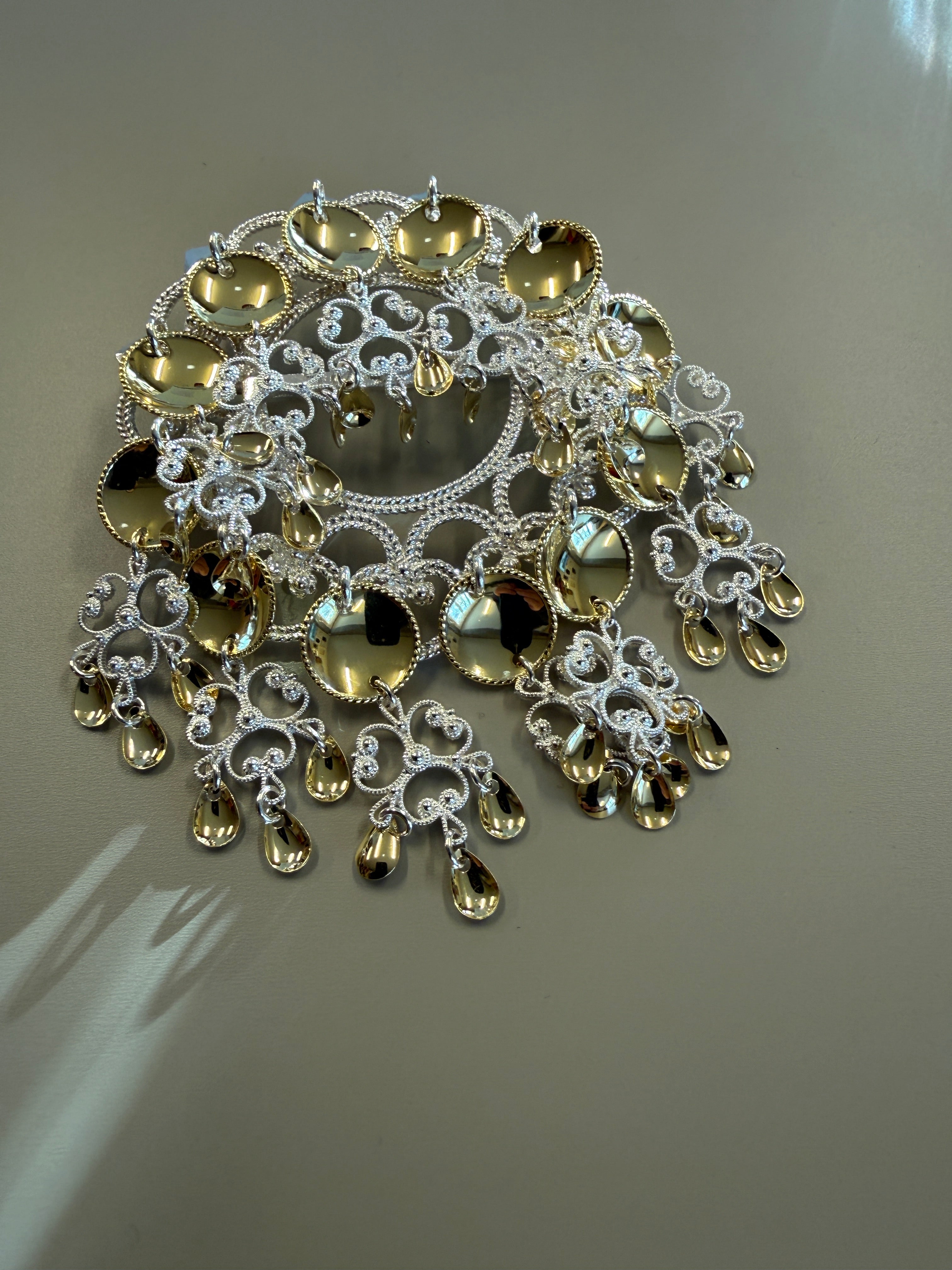 Sølje kvit forgylt med 12 heng