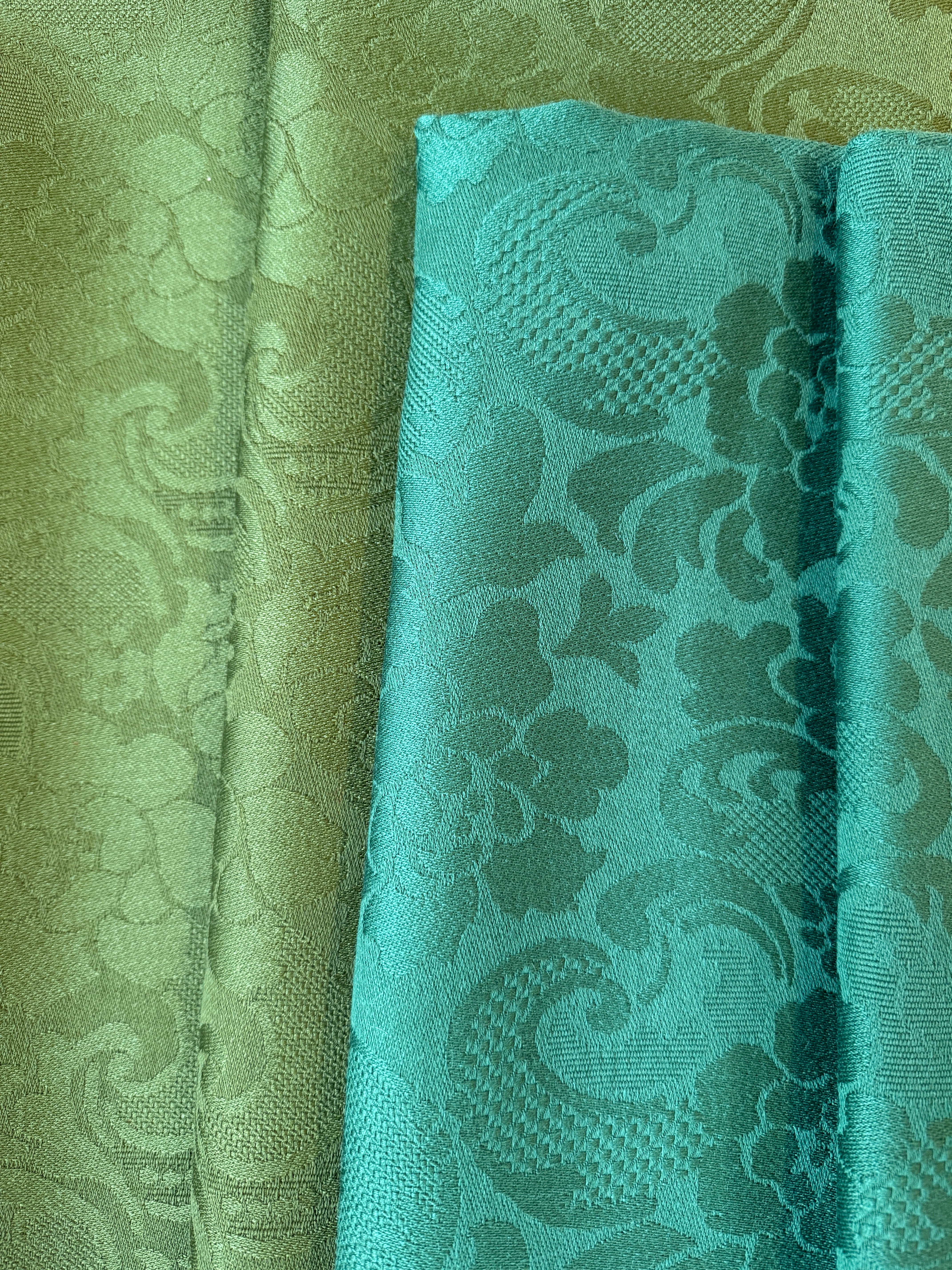 Klassisk ulldamask Grønn