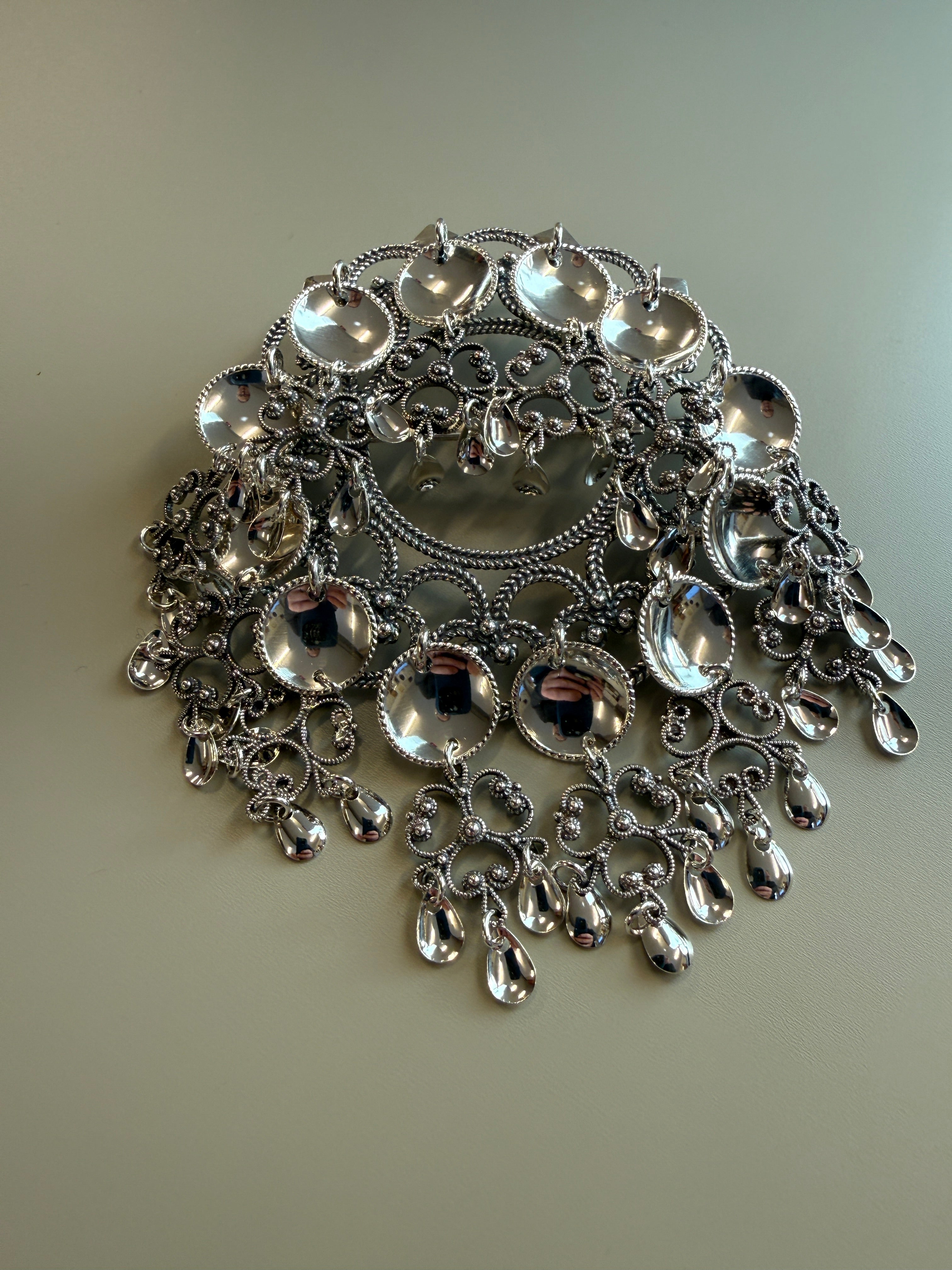 Sølje, heng med tråkantlau