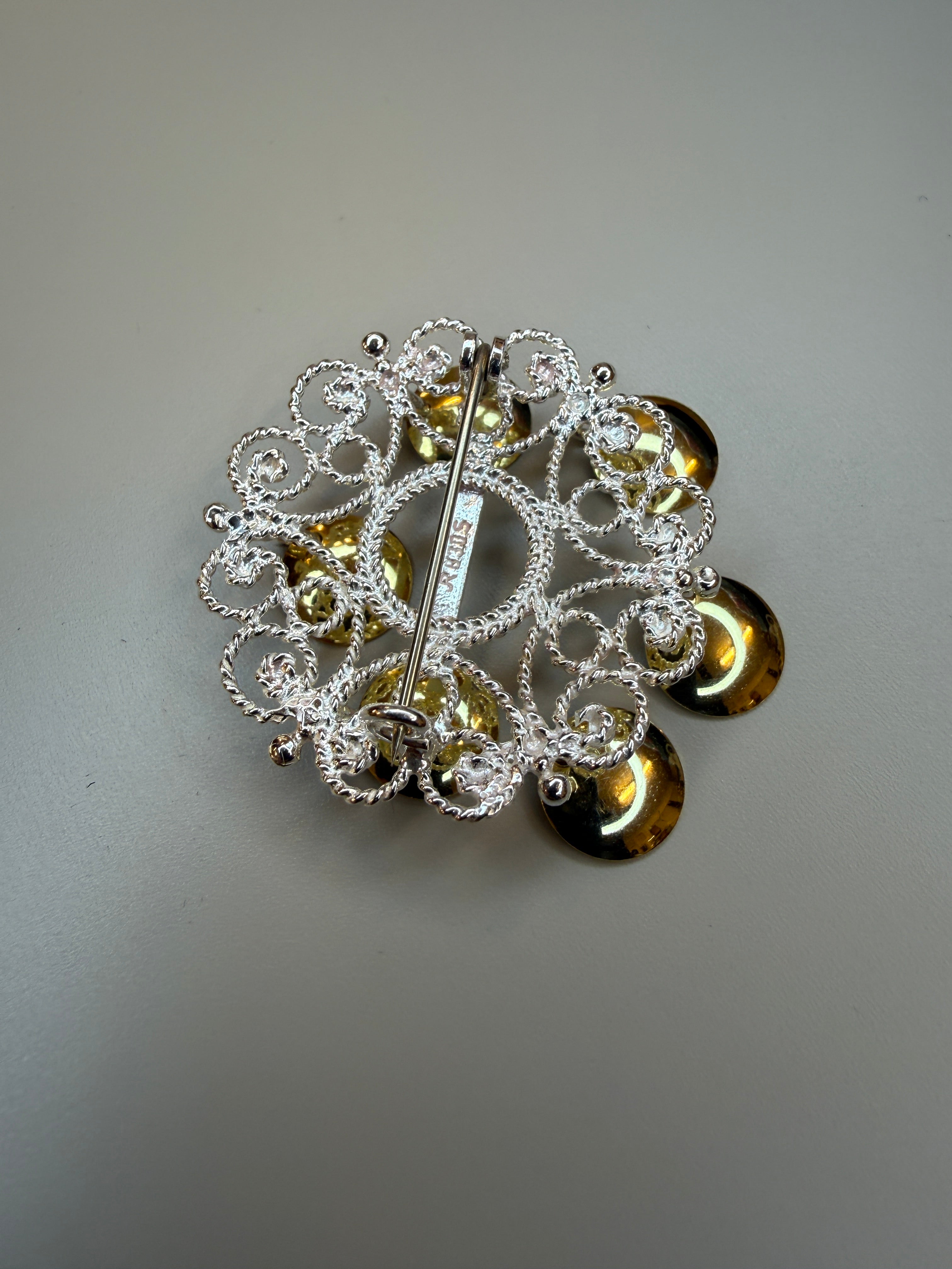 Sølje i filigran med lauv