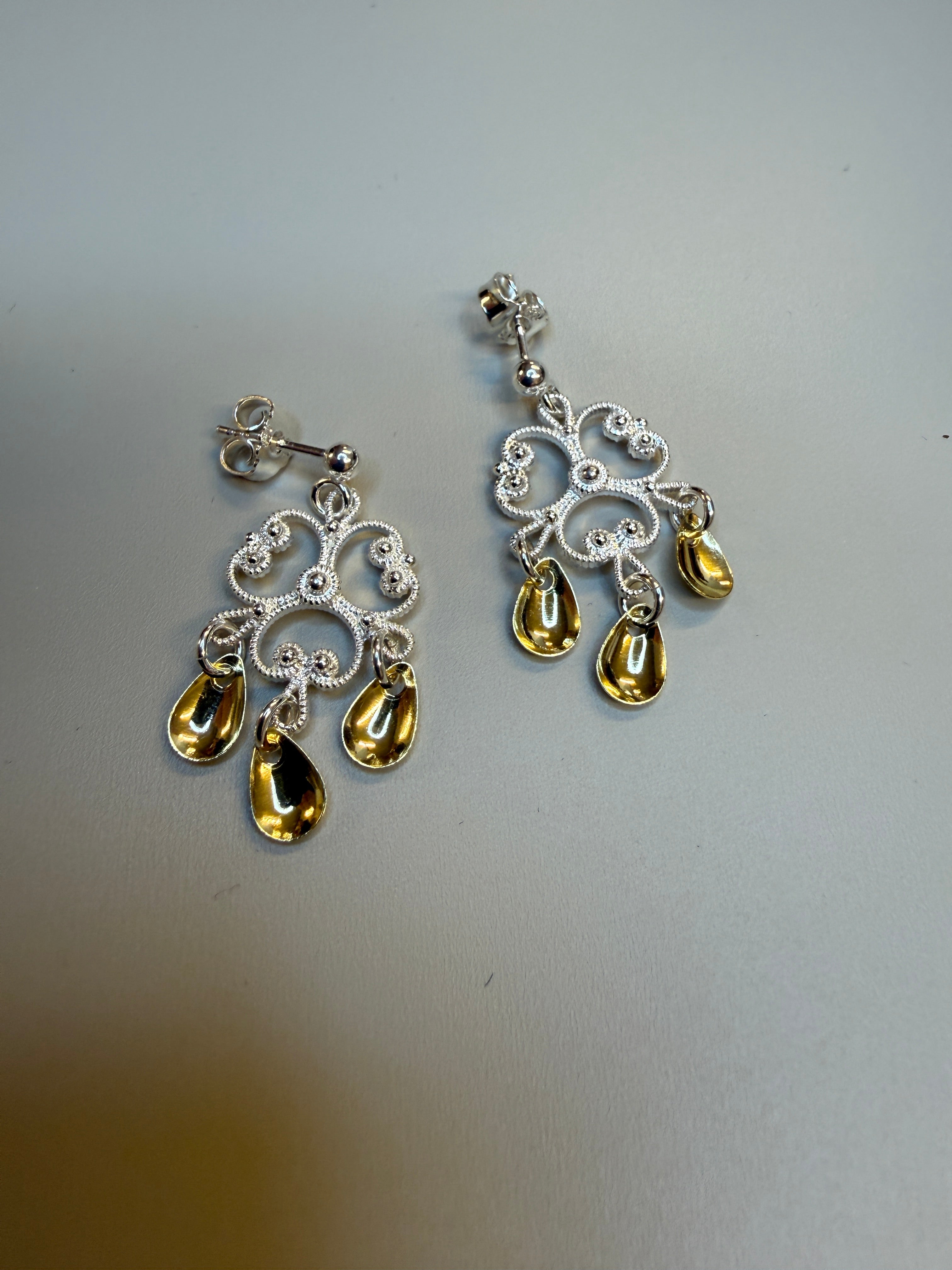 Øredobber i filigran