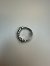 Bunadsring med kruser